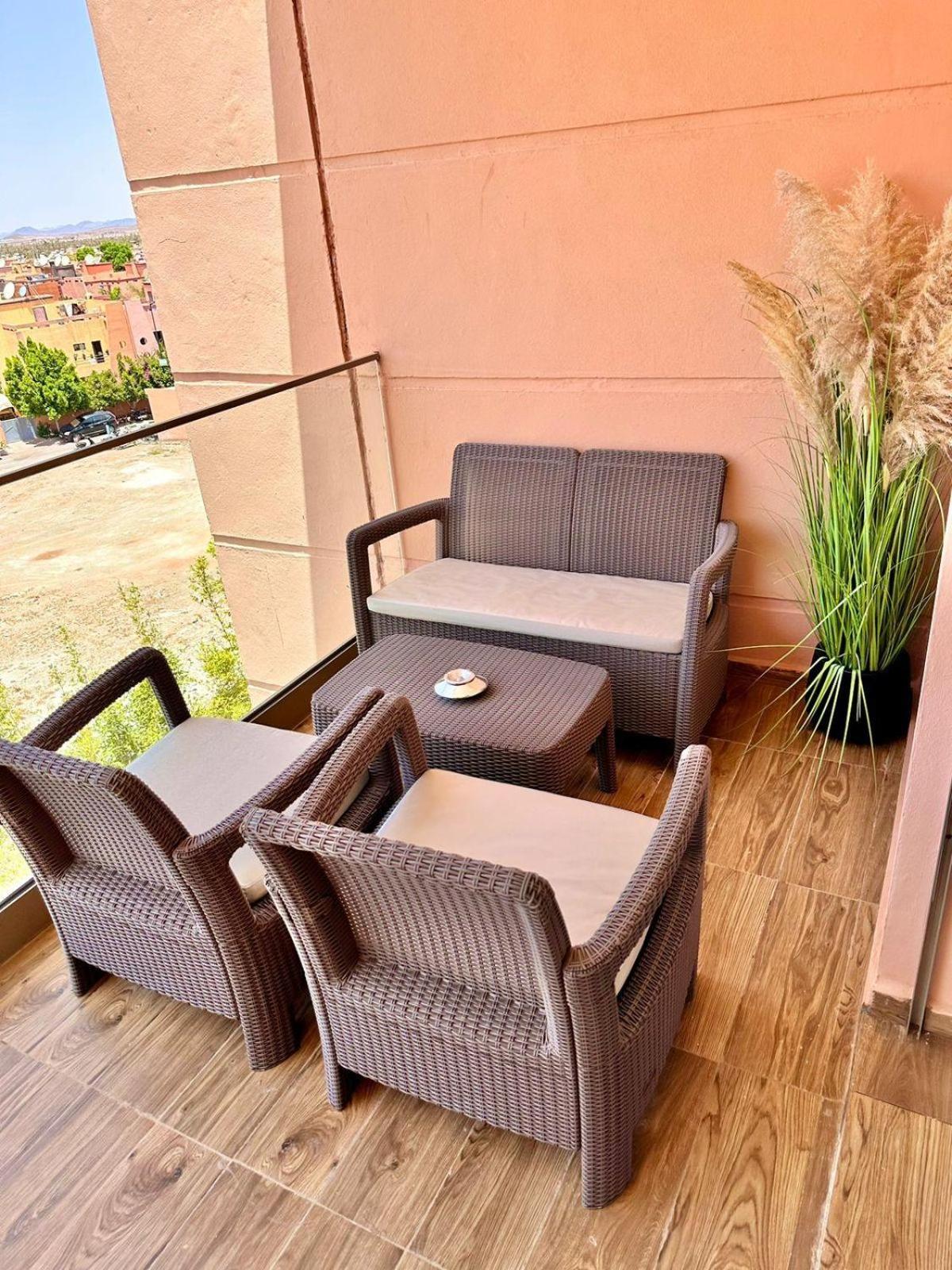 Appartement Luxueux Avec Piscine 10 Minutes Du Centre Ville Marraquexe Exterior foto