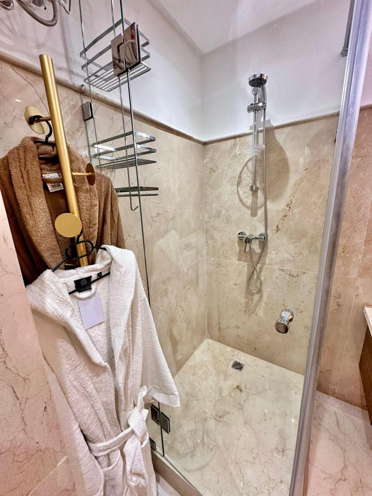 Appartement Luxueux Avec Piscine 10 Minutes Du Centre Ville Marraquexe Exterior foto