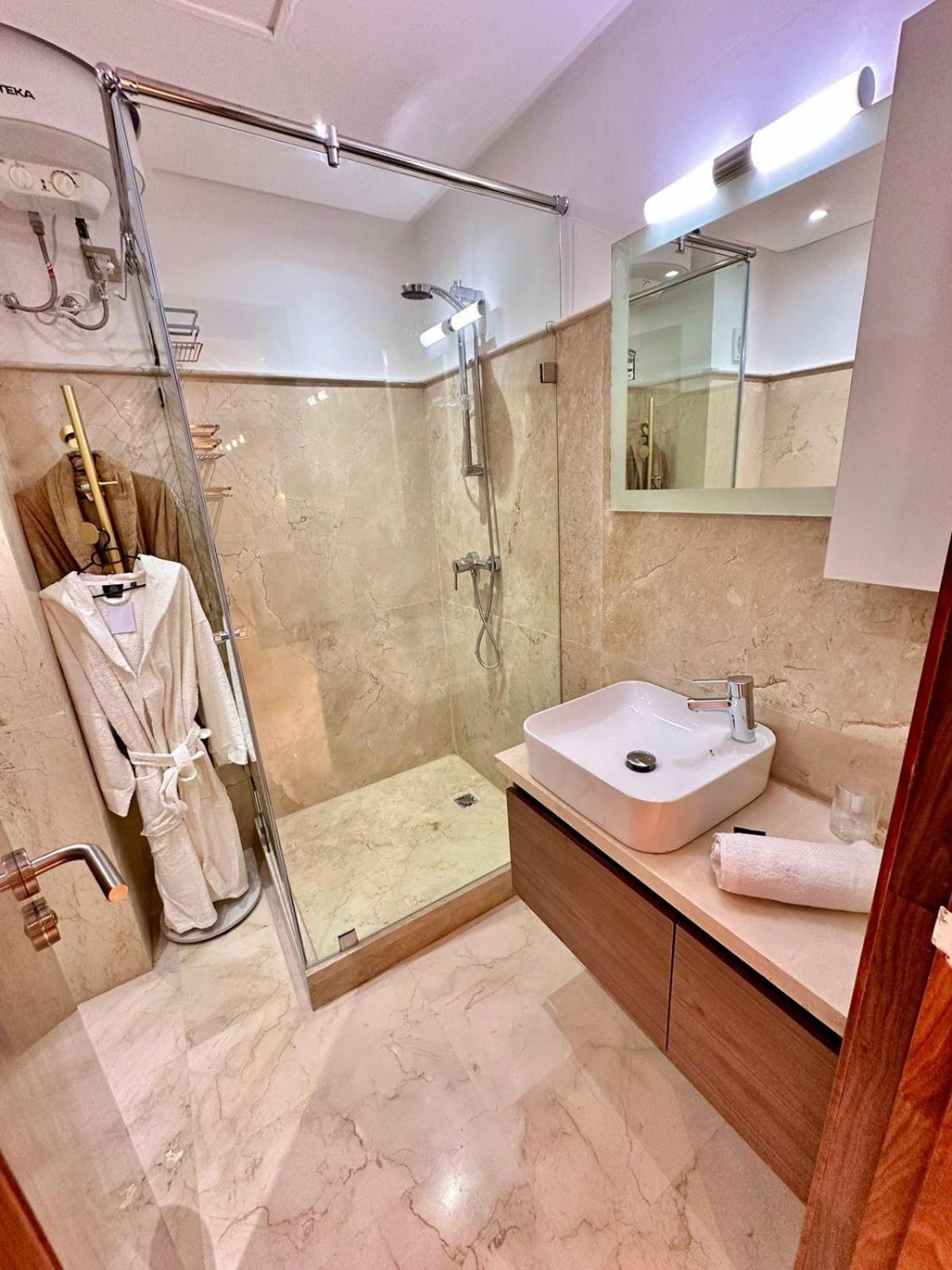 Appartement Luxueux Avec Piscine 10 Minutes Du Centre Ville Marraquexe Exterior foto